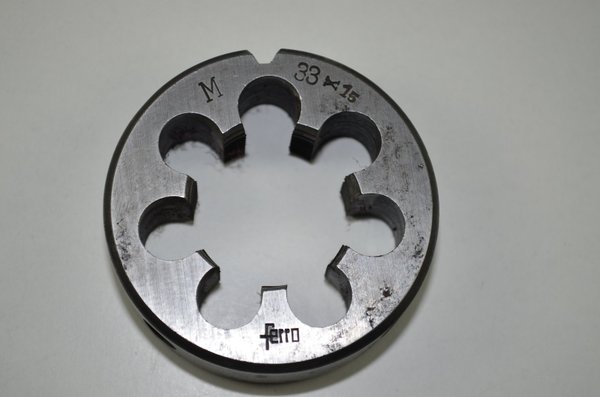 Schneideisen M33x1,5mm  ferro HSS Feingewinde RHV5816