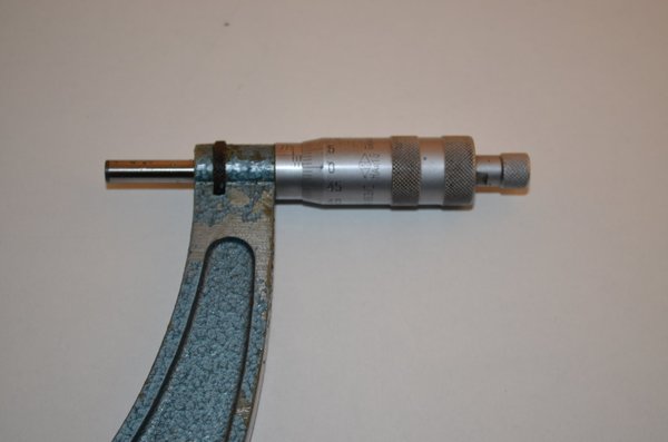 Bügelmessschraube Mikrometer 275-300mm Hartig RHV11333