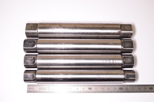 Drehdorn D 23-26 mm Konvolut Länge 170 mm 4 Stück Turning mandrel RHV14302